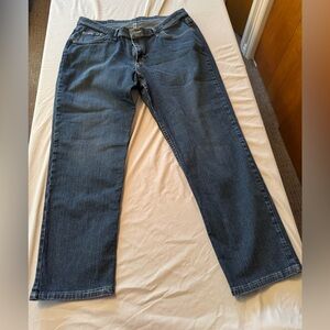 Women’s Lee Rider Blue Jeans